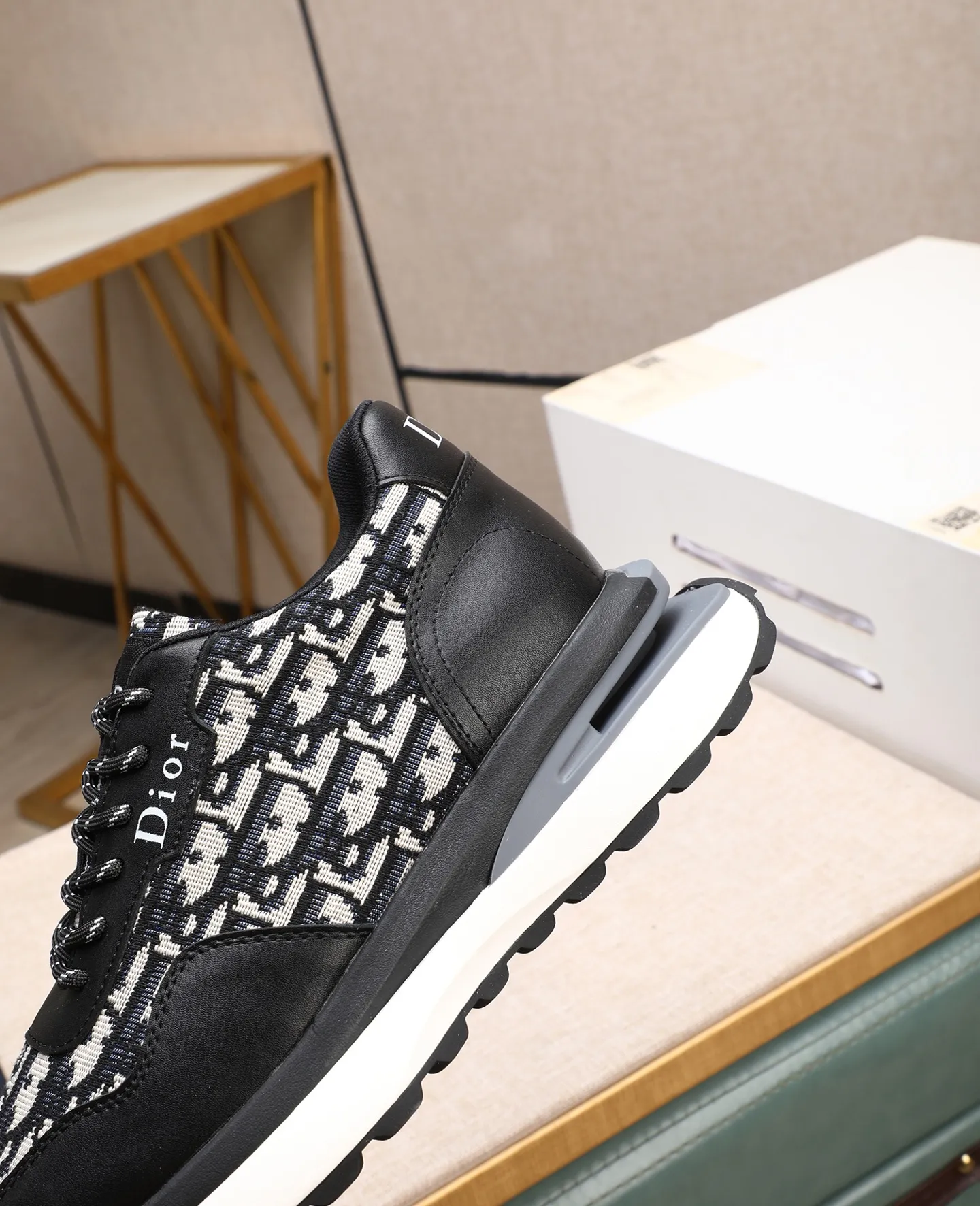 Men's men's shoes💰460 🌹🌹[Dior] 2025 latest model🙈original replica! 👟👟👟You can go to the top-notch workmanship. The upper is made of Italian 🇮🇹imported cowhide. The mesh lining is suitable for travel. The original replica outsole makes it suitable for all kinds of travel, showing low-key luxury. Let quality speak for itself. Color: Size: 38-44